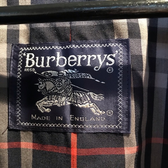Vintage Burberry Trench Coat - Picture 4 of 5